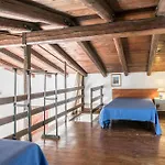 Σπίτι διακοπών 4 Bedroom Stunning In *