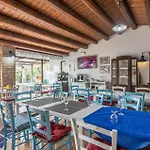 4 Bedroom Stunning In Σπίτι διακοπών Arenella (Syracuse)